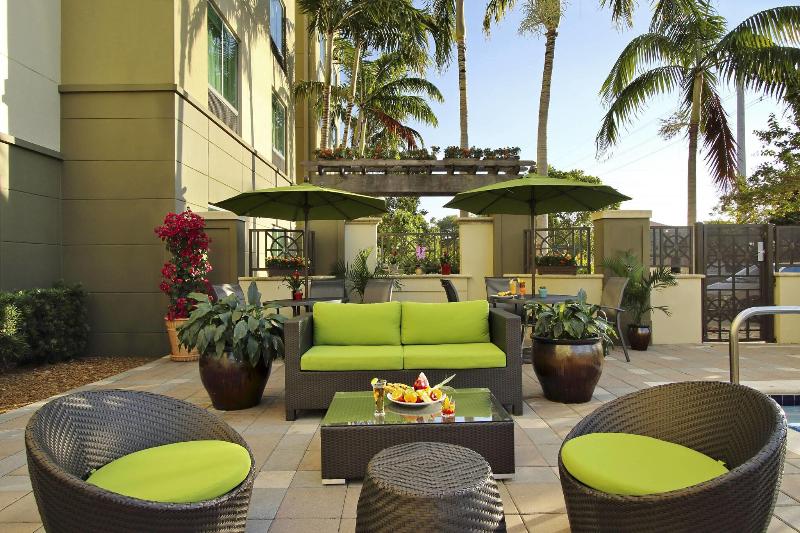 هتل Fairfield Inn & Suites Fort Lauderdale Airport & Cruise Port