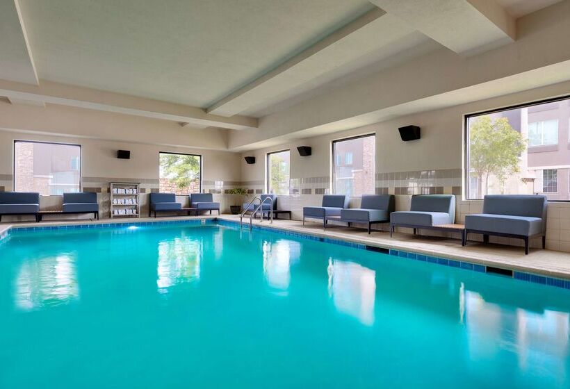 هتل Hampton Inn & Suites Ft. Worth Burleson