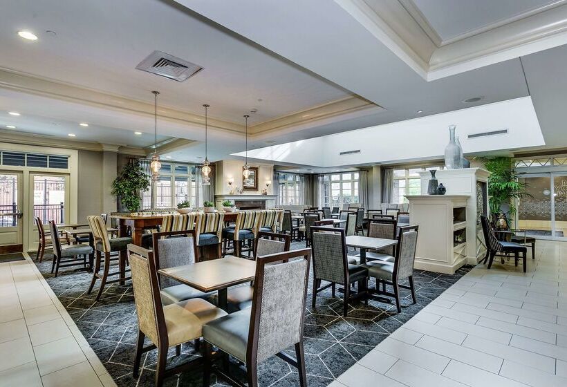 هتل Hampton Inn & Suites Mobile  Downtown Historic District