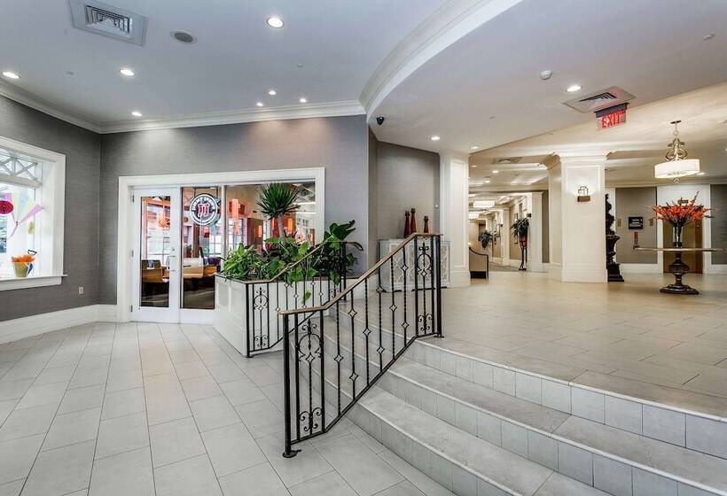 هتل Hampton Inn & Suites Mobile  Downtown Historic District