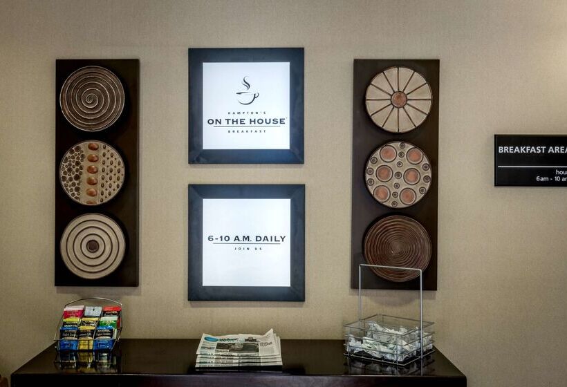 هتل Hampton Inn & Suites Montgomery Downtown