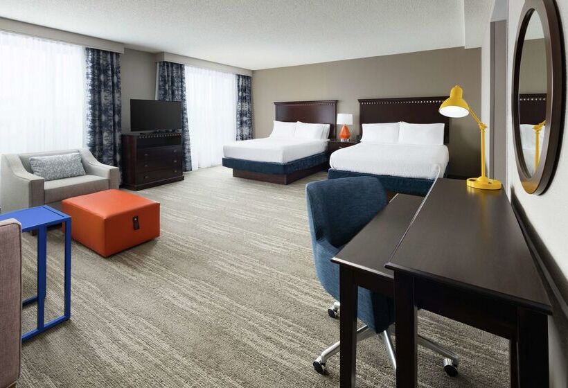 هتل Hampton Inn & Suites National Harbor   Alexandria Area