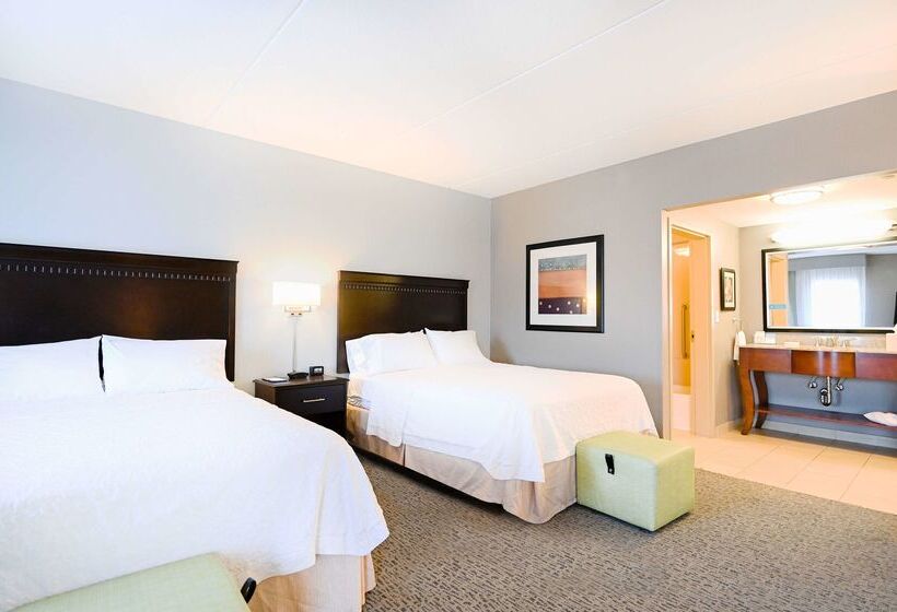 호텔 Hampton Inn Suites Smithfield