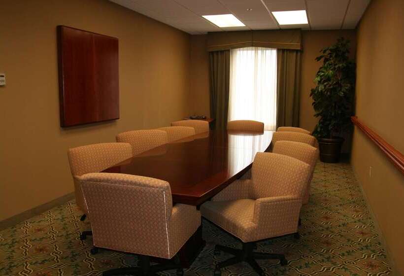 هتل Hampton Inn Omaha West Lakeside