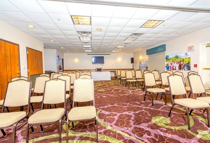 בית מלון כפרי Hampton Inn And Suites College Station
