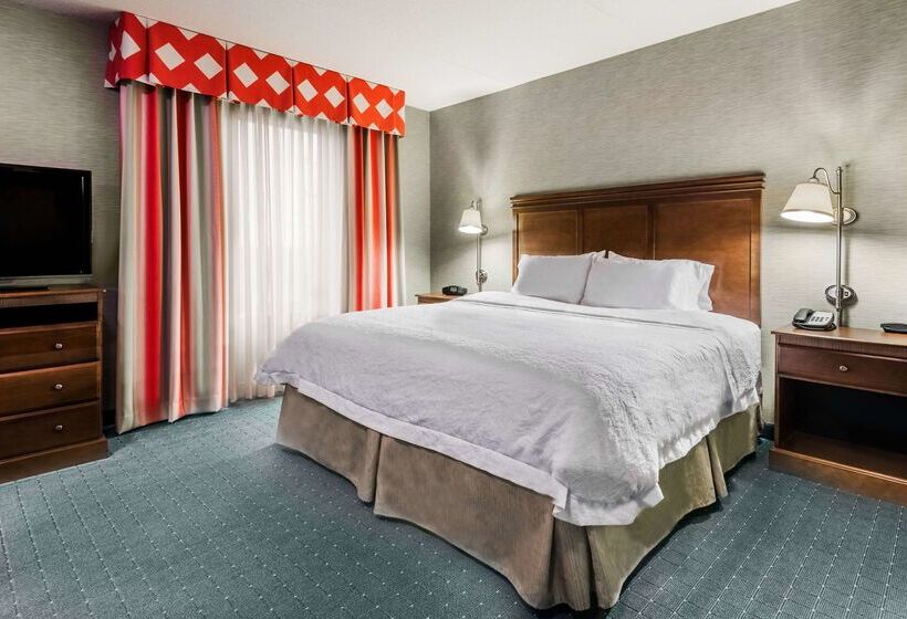 هتل Hampton Inn & Suites Columbus Polaris