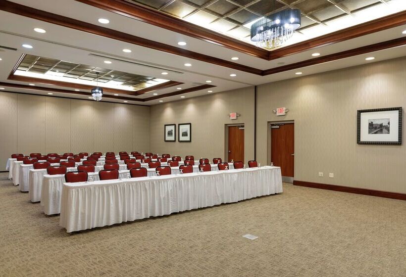 فندق Hilton Garden Inn Columbus/edinburgh