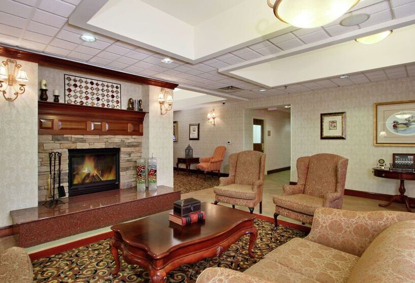 هتل Homewood Suites By Hilton Chesapeakegreenbrier