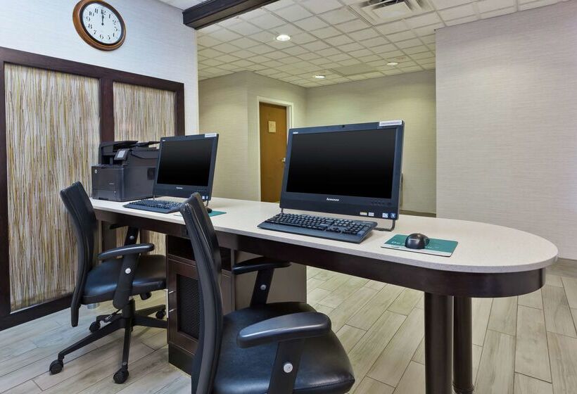 هتل Homewood Suites By Hilton Chesapeakegreenbrier