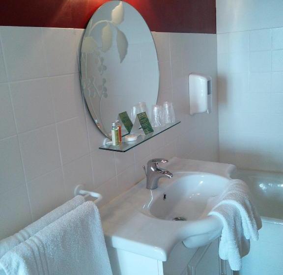 בית מלון כפרי Hôtel L'orée Du Bois