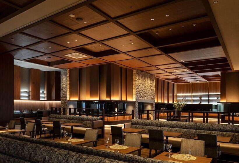 Kitakobushi Shiretoko Hotel & Resort