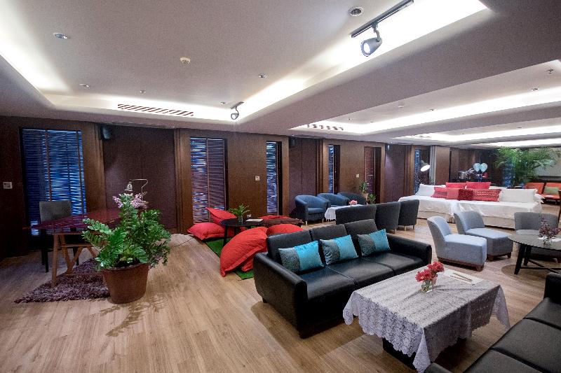 בית מלון כפרי Loligo Resort Hua Hin + A Fresh Twist By Let S Sea