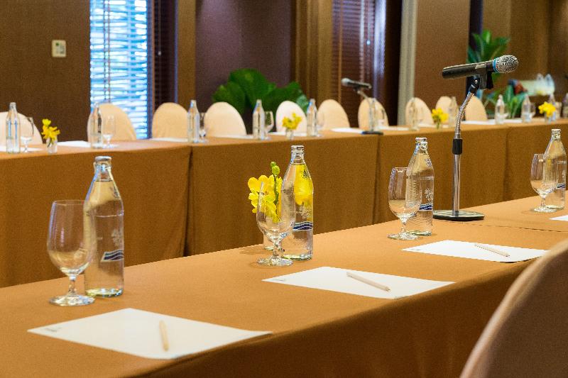 בית מלון כפרי Loligo Resort Hua Hin + A Fresh Twist By Let S Sea