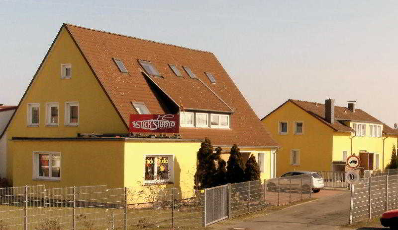 فندق Privatzimmer Laatzen