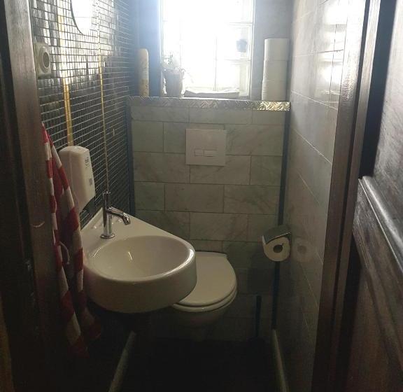 هتل Stayincologne