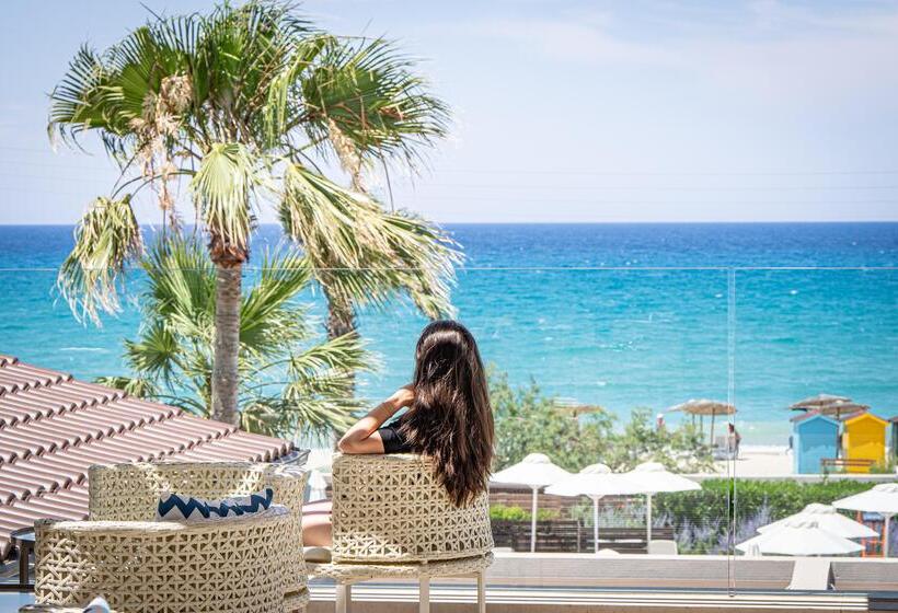 هتل Almyros Beach