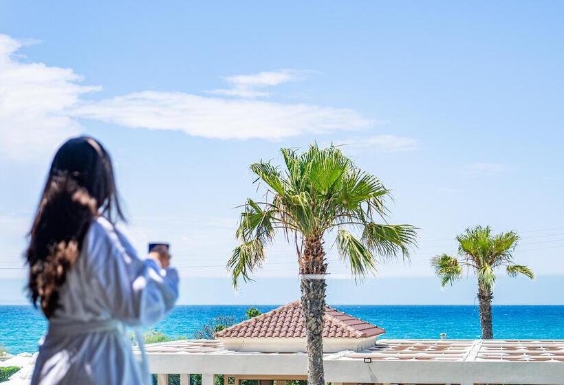 هتل Almyros Beach