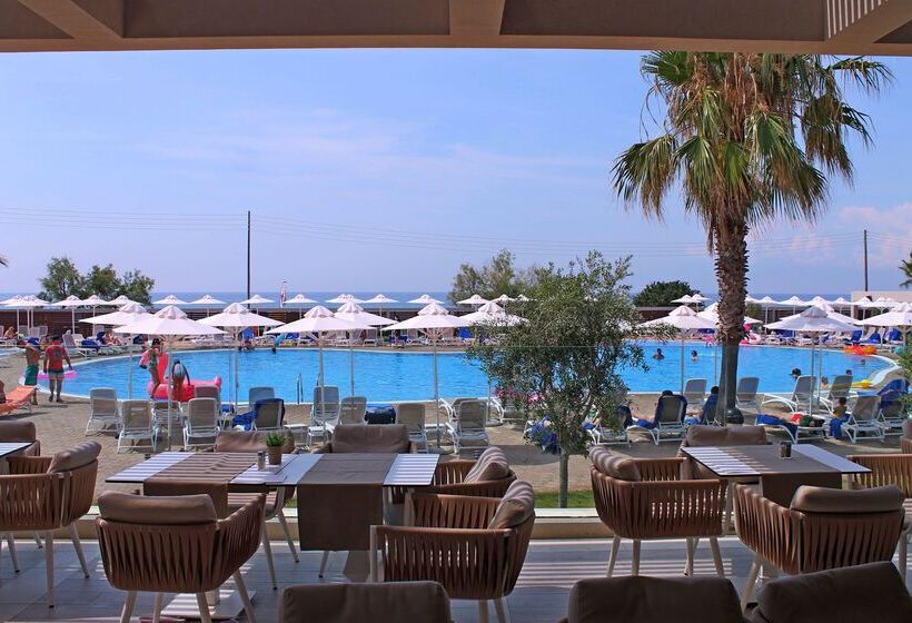 هتل Almyros Beach