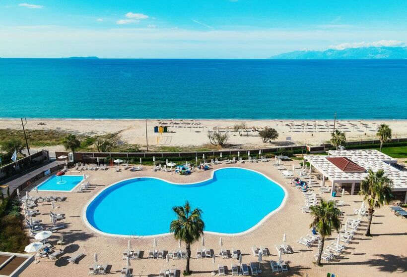 هتل Almyros Beach