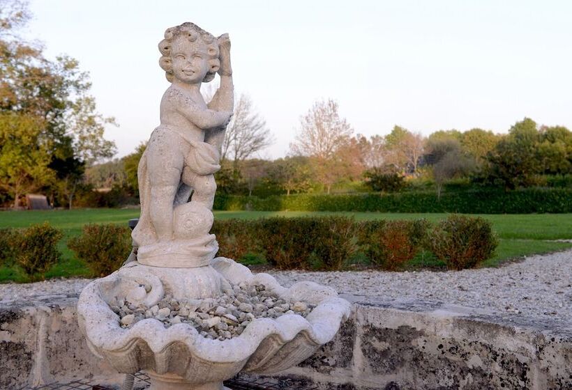 בית מלון כפרי Chateau De Lantic