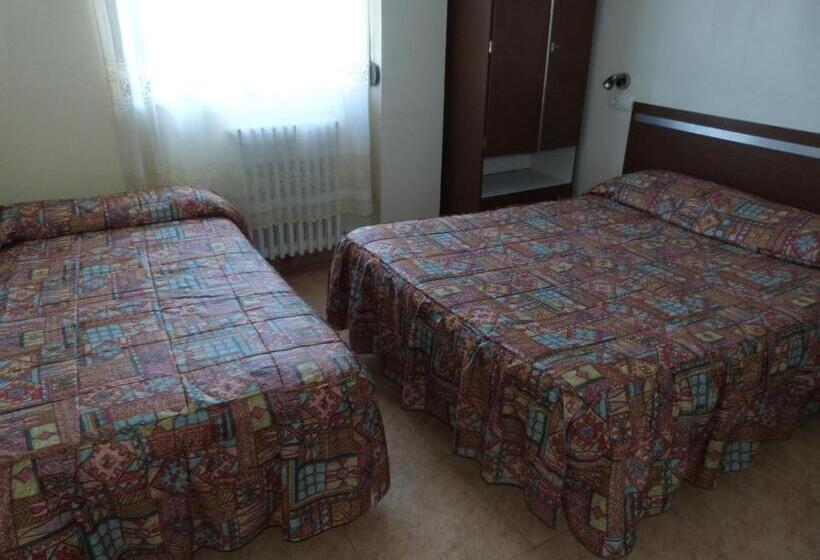 בית מלון כפרי Hostal Isabel