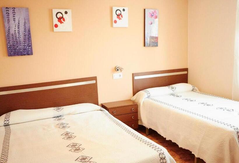בית מלון כפרי Hostal Isabel