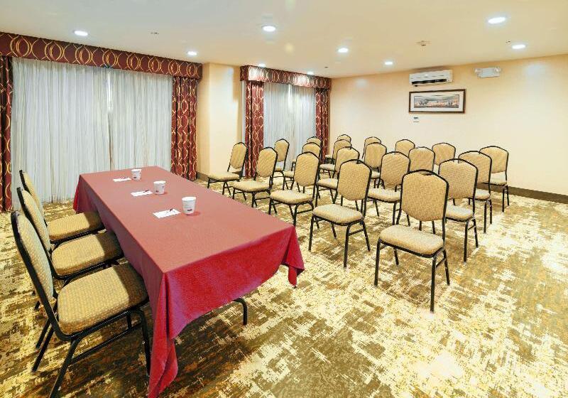 هتل Best Western Plus Arena