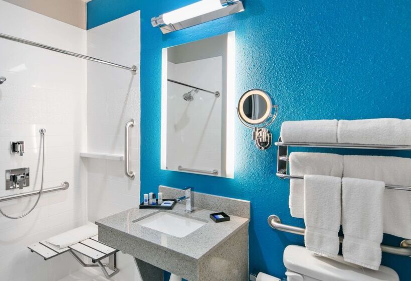 هتل Best Western Plus Houston Atascocita Inn & Suites