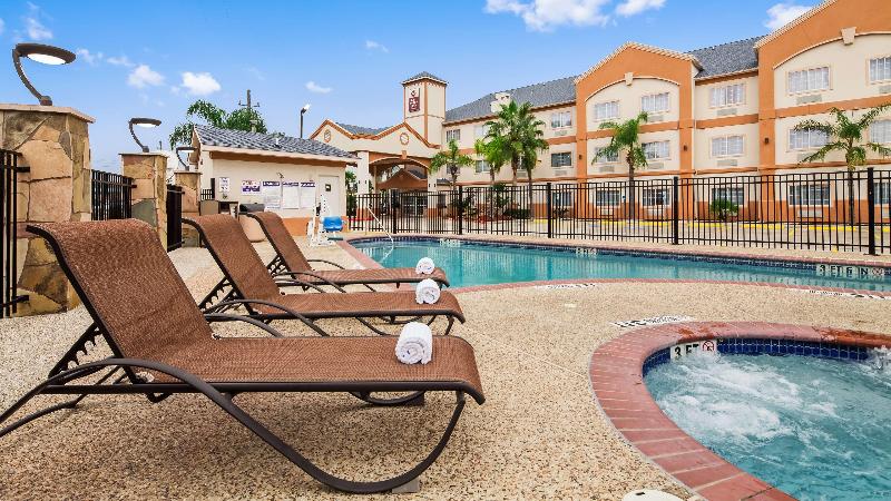 هتل Best Western Plus Houston Atascocita Inn & Suites
