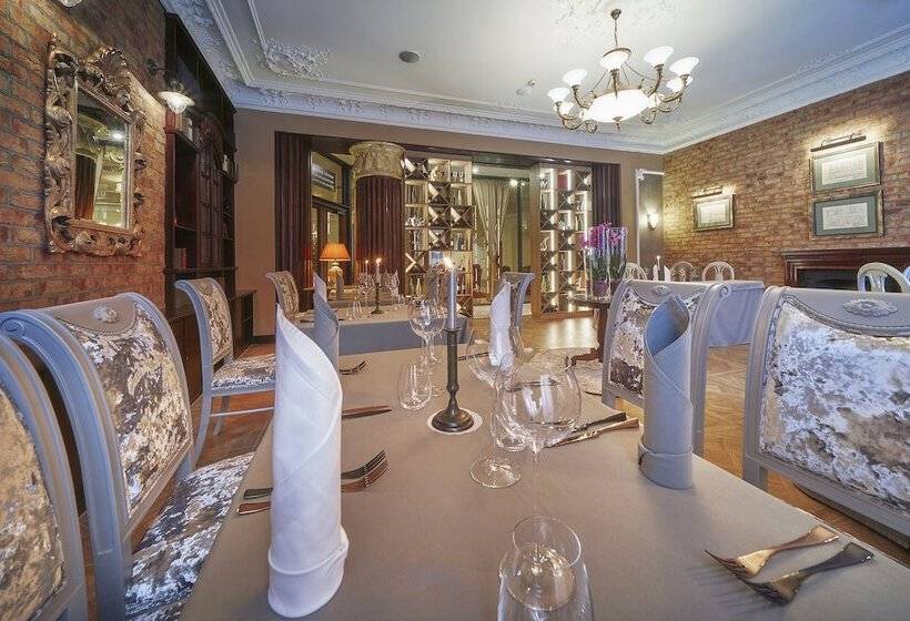 هتل Carlsbad Plaza Medical Spa & Wellness