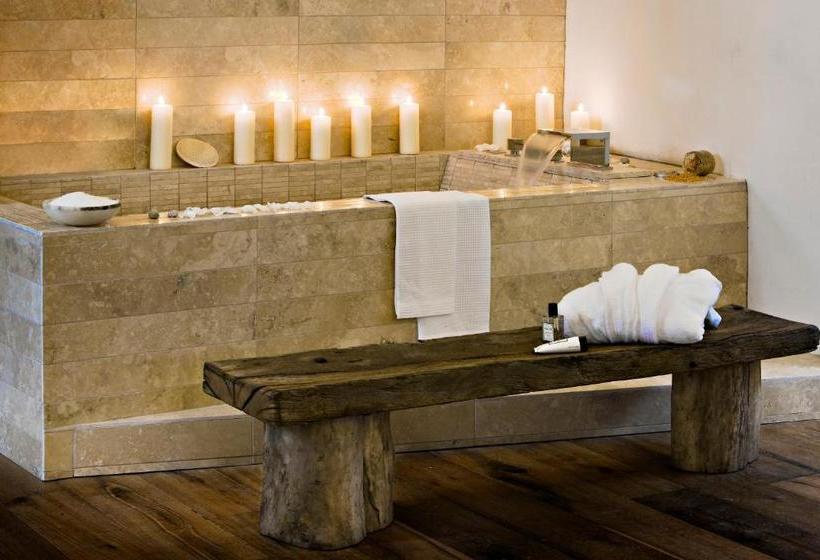 酒店 Castello Di Montignano Relais & Spa