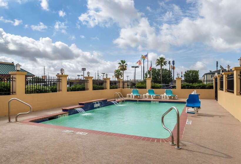 בית מלון כפרי Comfort Suites Baytown I   10