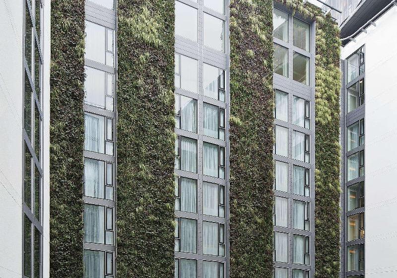 Doubletree By Hilton Hotel London  Tower Of London