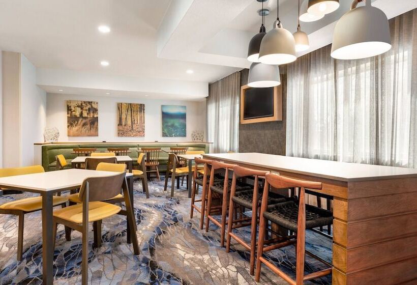 Отель Fairfield Inn Vacaville