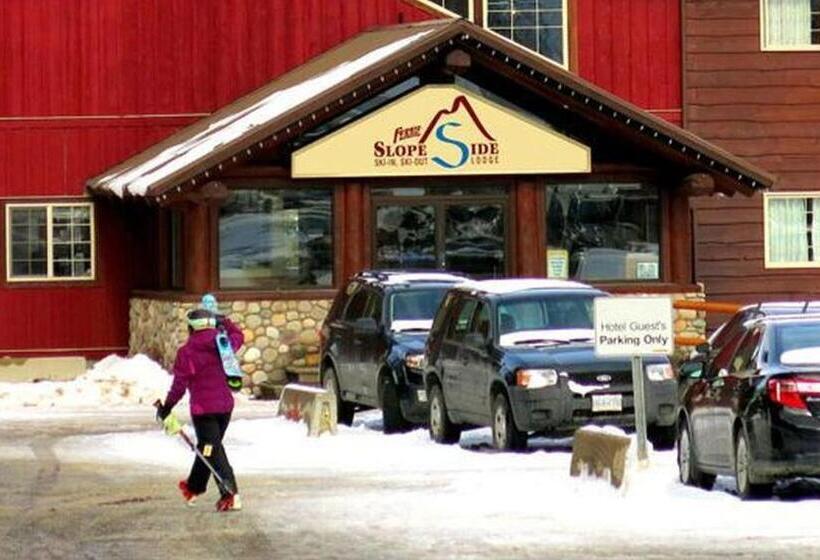 בית מלון כפרי Fernie Slopeside Lodge