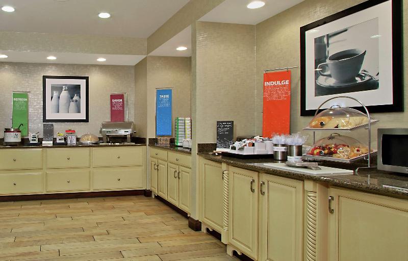 בית מלון כפרי Hampton Inn & Suites Florence Downtown