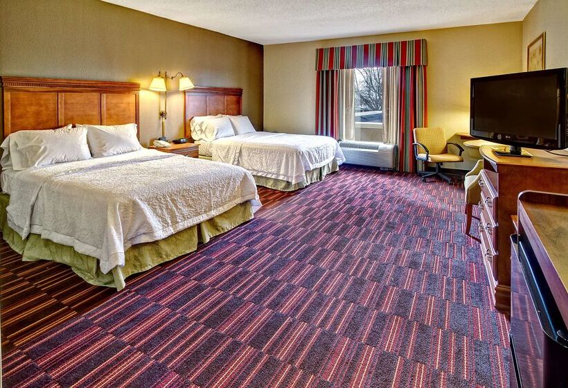 בית מלון כפרי Hampton Inn Cleveland, Ms