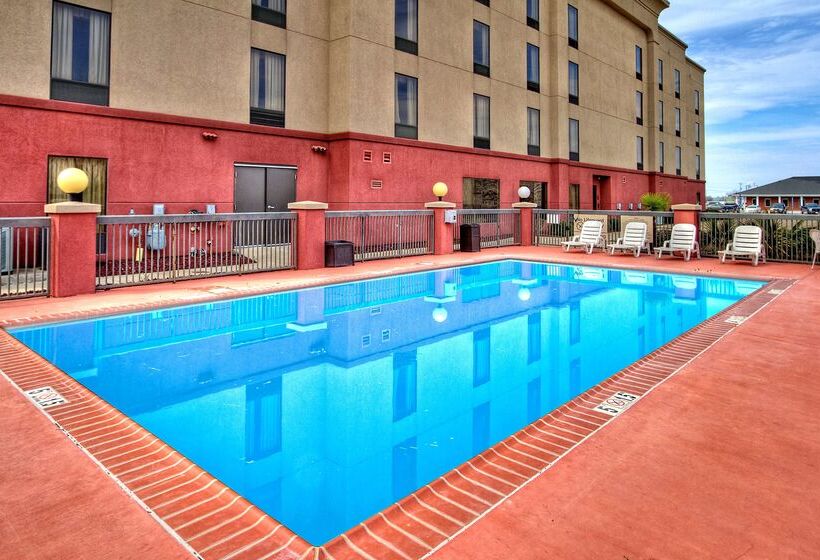 בית מלון כפרי Hampton Inn Cleveland, Ms