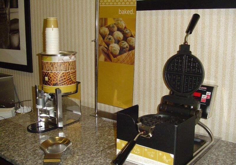 فندق Hampton Inn Cleveland, Ms