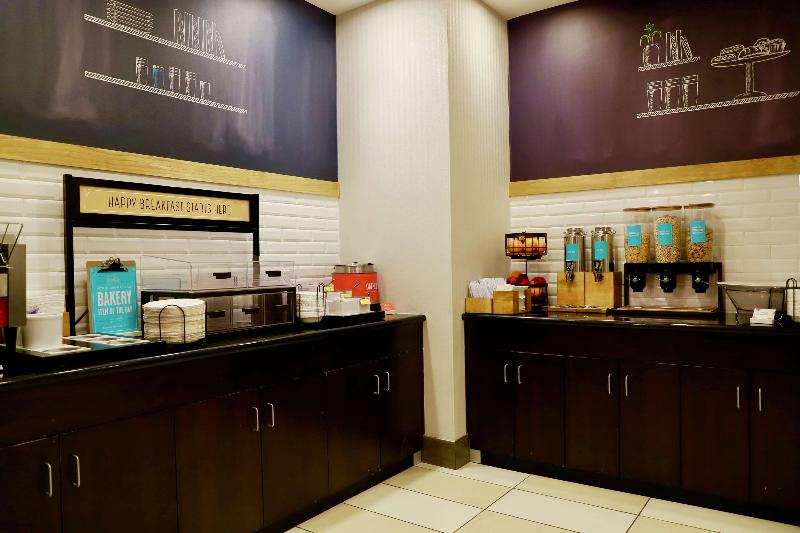 هتل Hampton Inn Doylestown