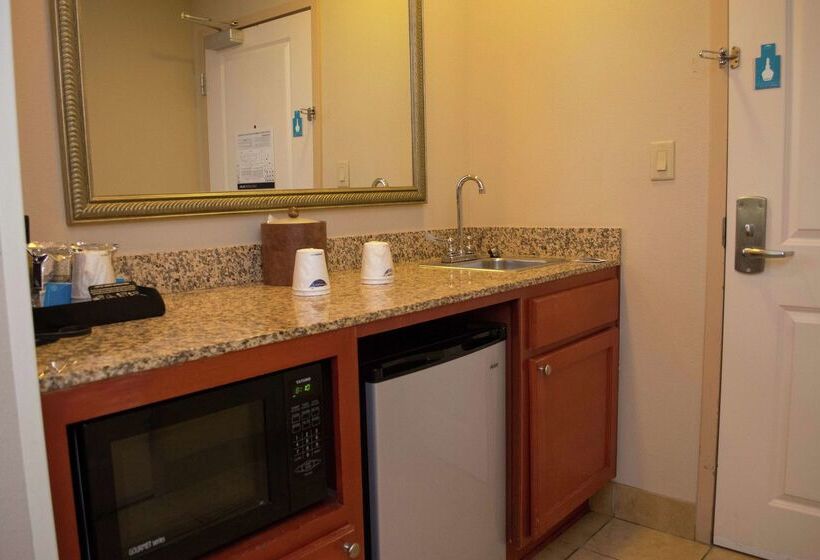 ホテル Hampton Inn Montgomery South Airport