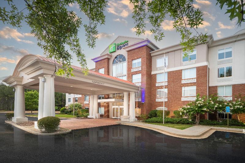 호텔 Holiday Inn Express And Suites Atlanta Johns Creek, An Ihg