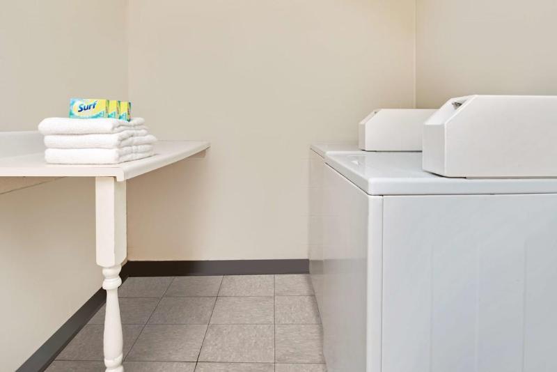 هتل Dallas Love Field Inn