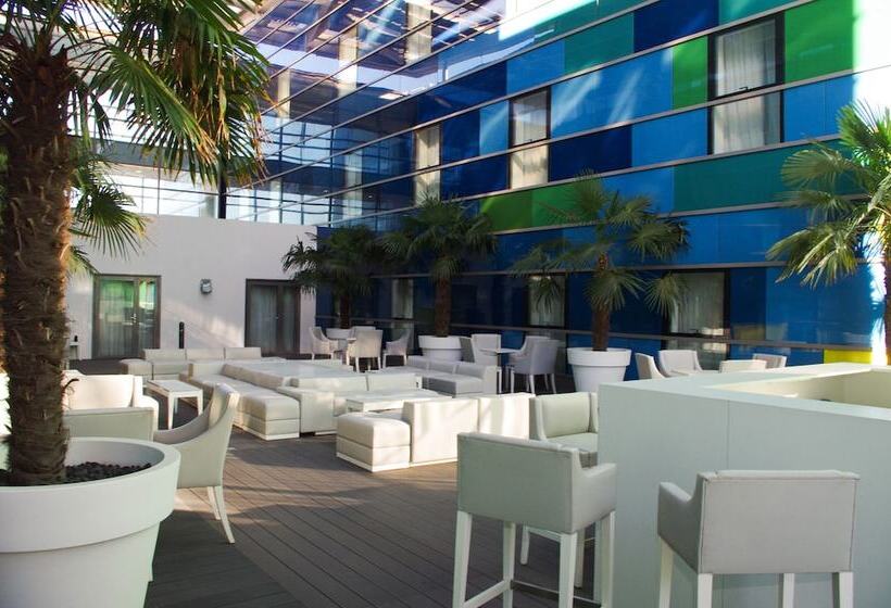 Hotel Kyriad Prestige Perpignan Centre Del Mon