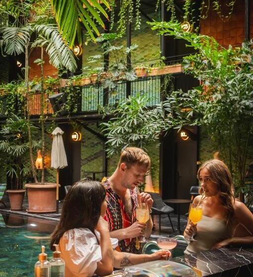 هتل Manon Les Suites Guldsmeden