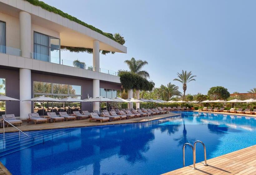هتل Maxx Royal Belek Golf Resort
