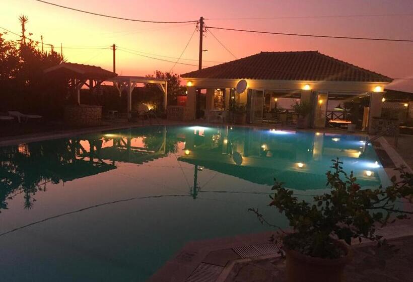 فندق Nafsika