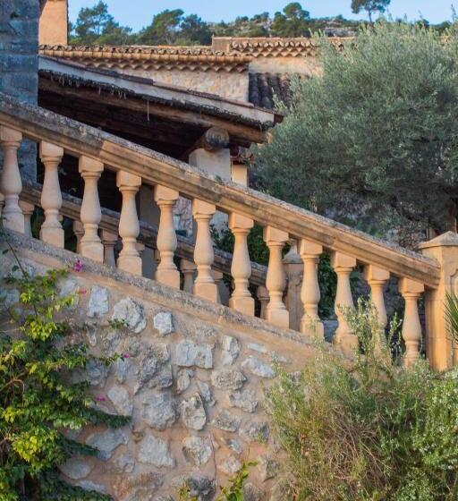 فندق ريفى Finca Can Beneit