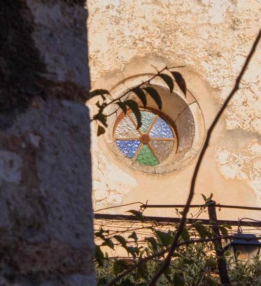 فندق ريفى Finca Can Beneit