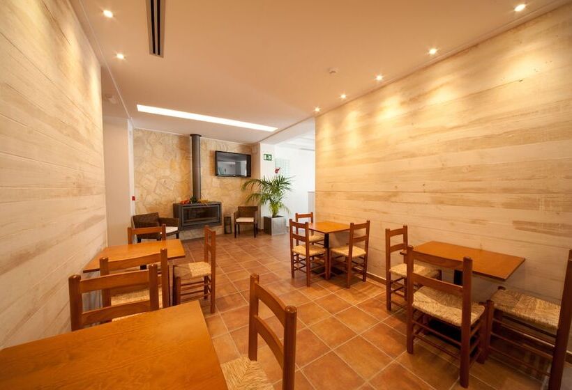 فندق ريفى La Sitja  Adults Only